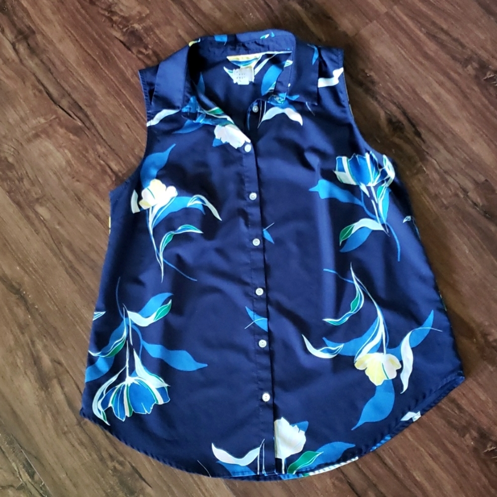 A New Day floral button down blouse top or suit shell travel shirt Large